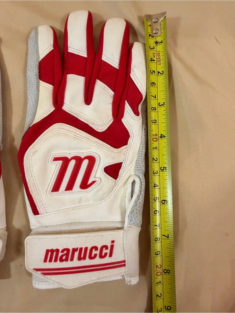 Marucci batting gloves medium